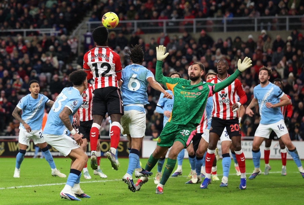 宾福特今场亦有不少攻门机会。路透社