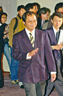 路祥安疑因感染流感入住玛丽医院，短短两日间病情急剧转差病逝。