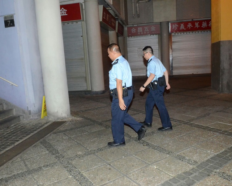 警方證實死者居於上址中層一單位。蔡楚輝攝