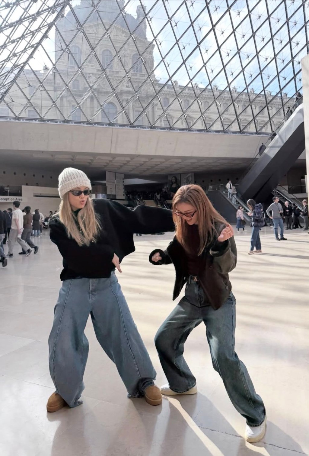 阿Sa、容祖兒同遊法。