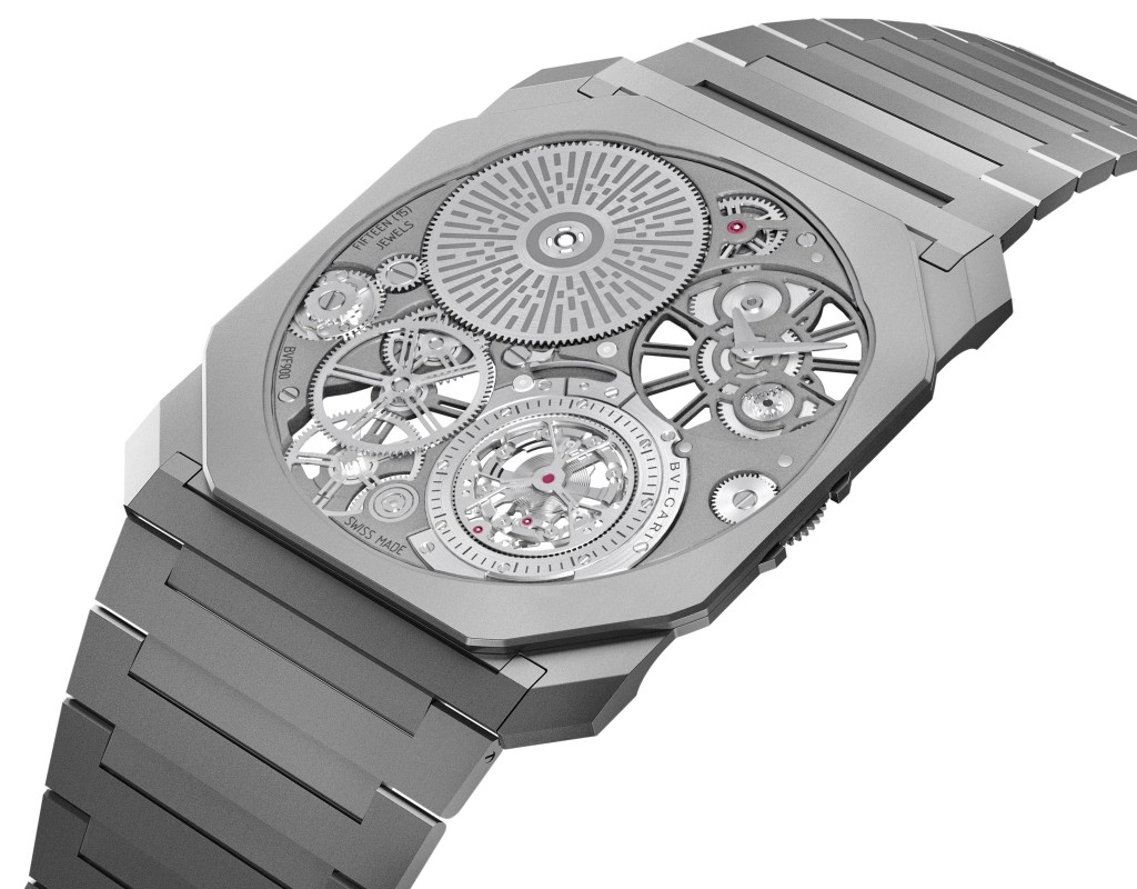 Bvlgari Octo Finissimo Ultra Tourbillon,錶殼:40mm鈦金屬及碳化鎢 / 機芯:BVF 900手上鏈 / 限量:20枚 / 售價:待詢 Bvlgari Octo Finissimo Ultra Tourbillon,錶殼:40mm鈦金屬及碳化鎢 / 機芯:BVF 900手上鏈 / 限量:20枚 / 售價:待詢