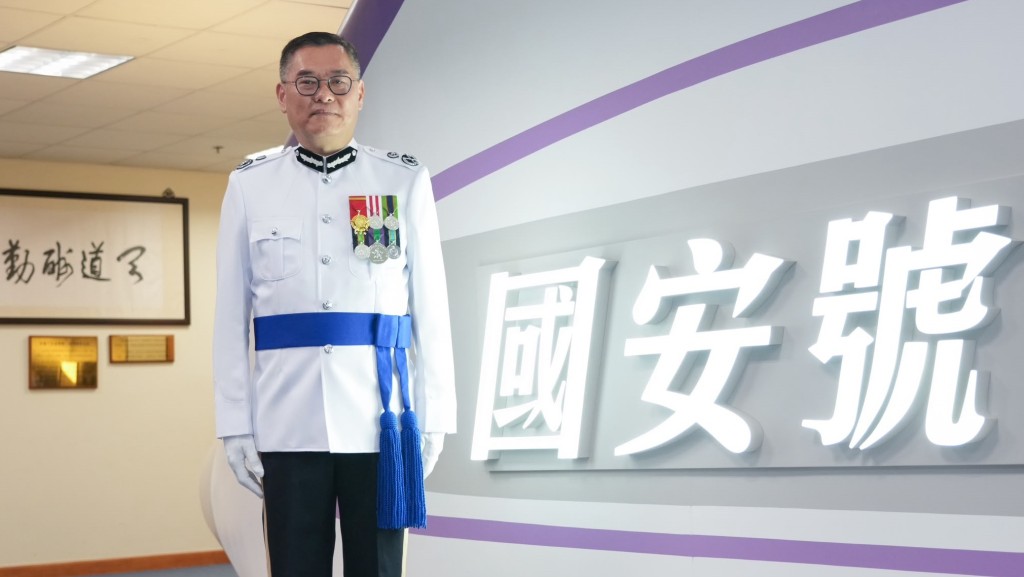 副處長(國家安全)簡啟恩於本月圓滿結束其35年引以為傲的警察生涯。