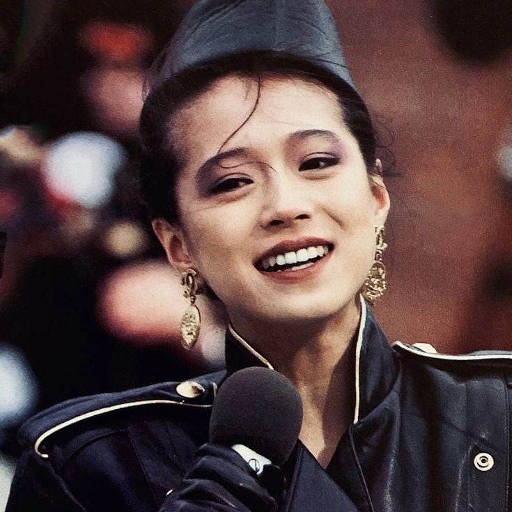 日本一代玉女歌手中森明菜80年代红遍全亚洲。