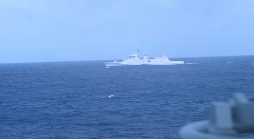 中國與印尼海軍台島以東海域完成通航演練。微博@東部戰區 中國與印尼海軍台島以東海域完成通航演練。微博@東部戰區