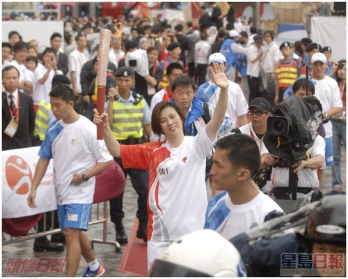 「第一棒」火炬手李丽珊。资料图片