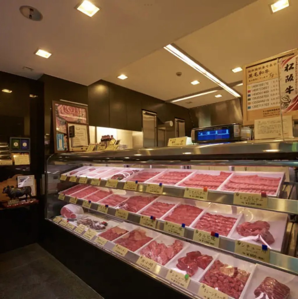 銀座吉澤原本是鮮肉店，現在也設有賣肉的櫃台。 網上圖片