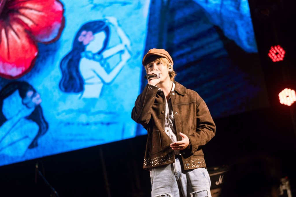 鼓鼓（呂思緯）擔任「一日田中人」，跟著任賢齊享受田中風光。