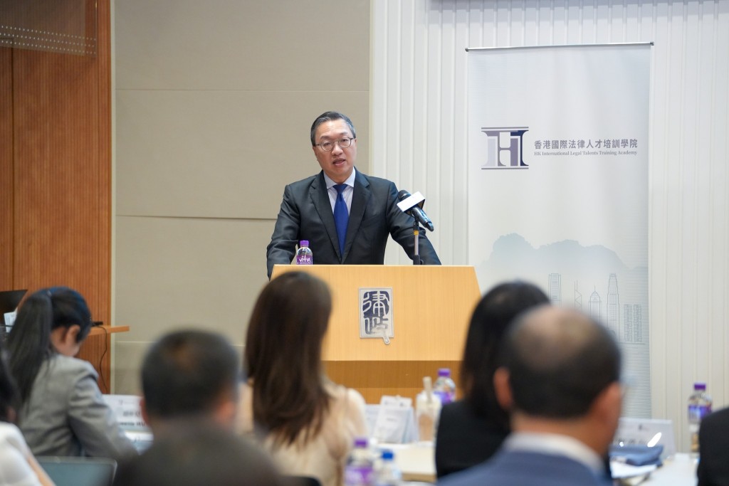 林定國表示,在目前的政治環境下,内地企業「走出去」面對新挑戰。林定國FB 林定國表示,在目前的政治環境下,内地企業「走出去」面對新挑戰。林定國FB