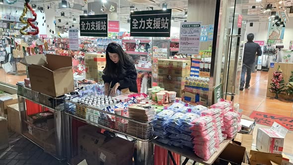 （圖片來源：fb@12蚊店關注組）