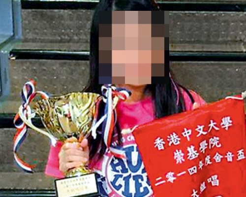 彭靖瑜三年來瞞家人「扮返學」。