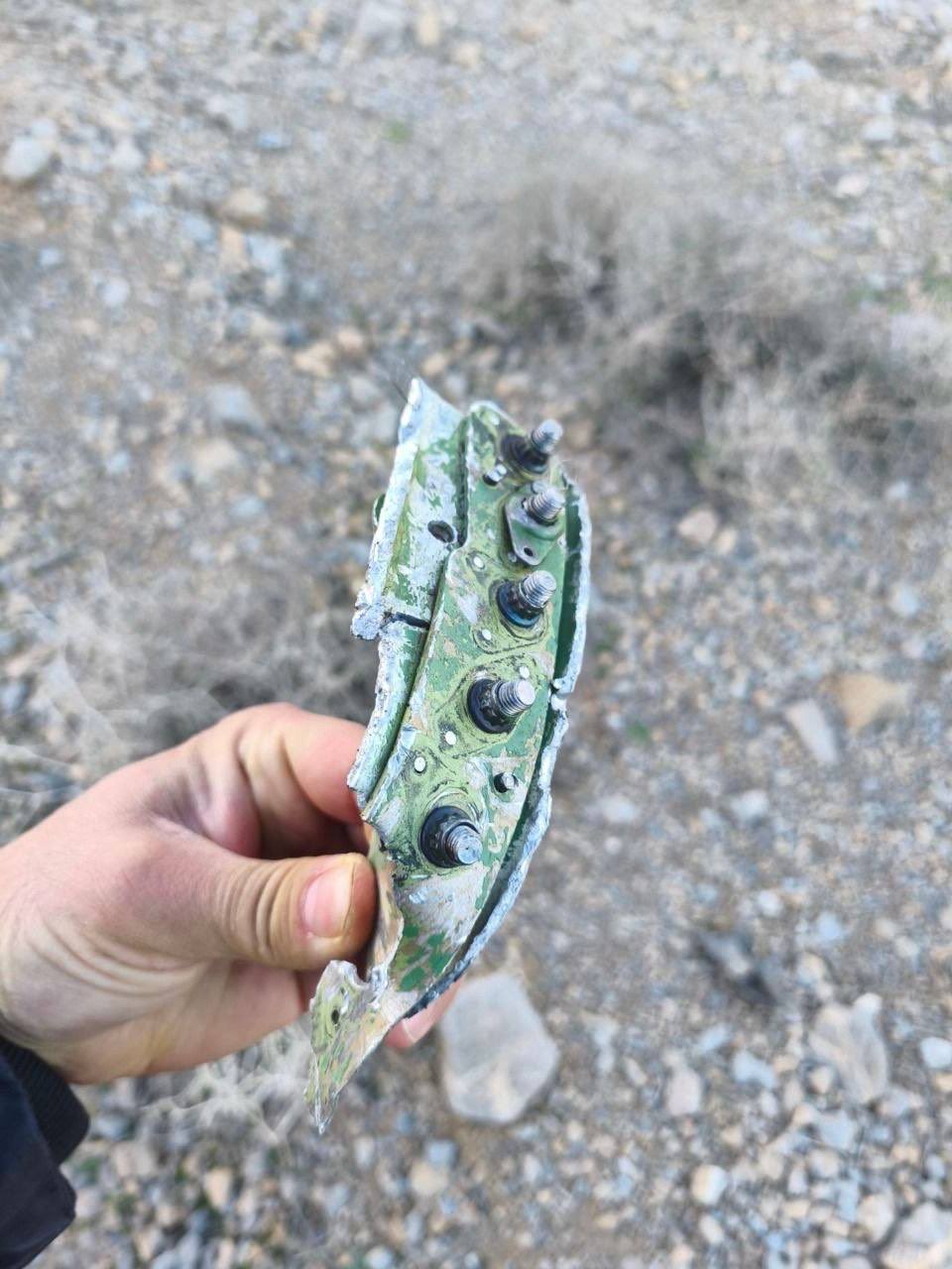 伊朗革命衛隊聲稱擊落第2架美軍「F-35」 並公布殘骸照,專家分析殘骸照只是F-15 。X@LadyJustice9111 伊朗革命衛隊聲稱擊落第2架美軍「F-35」 並公布殘骸照,專家分析殘骸照只是F-15 。X@LadyJustice9111