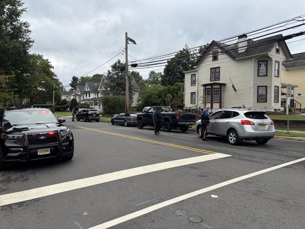 其他警員接獲通報後攔截開罰。fb / Dunellen Borough Police Department