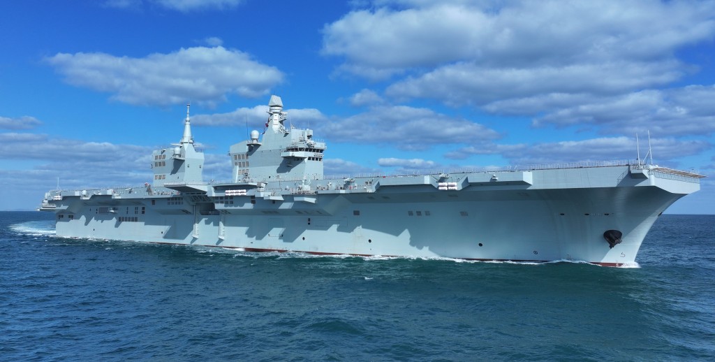 四川艦完成首次航行試驗。 新華社