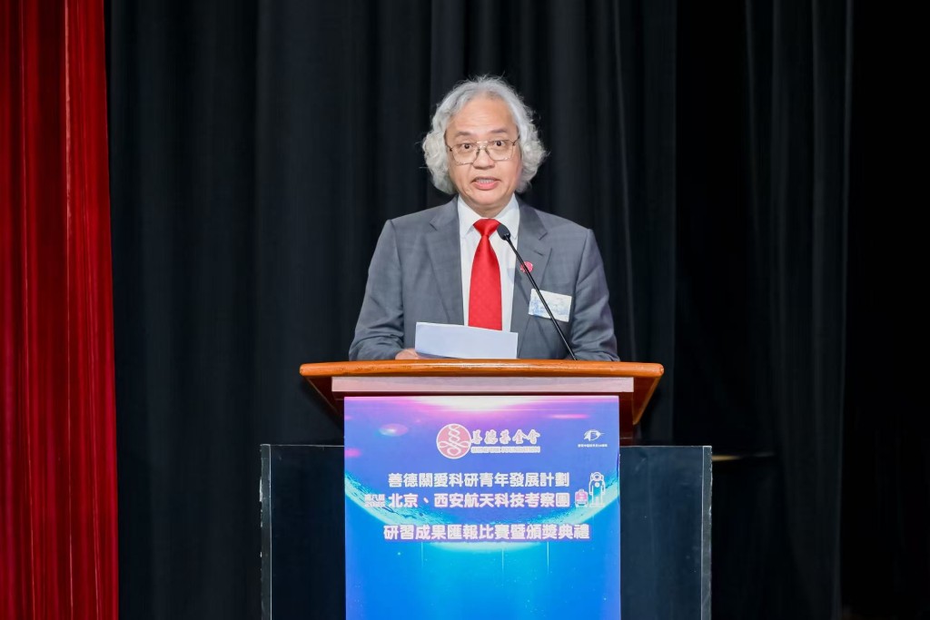 梁偉達副主席以中國載人航天精神勉勵同學,期望將來他們能成為航天員。 梁偉達副主席以中國載人航天精神勉勵同學,期望將來他們能成為航天員。