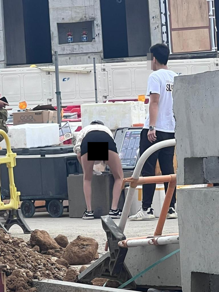地盤「春光乍洩賣飯盒」影片在近日於本港社交平台瘋傳，影片相信由地盤工友拍得。