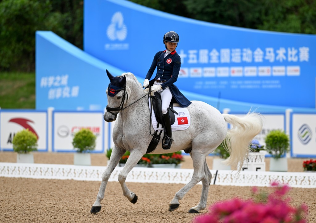 何苑欣今天出戰全運盛裝舞步個人賽。新華社