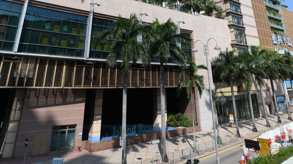 小西灣休班警巴士站內傷人 被拘控停職。資料圖片