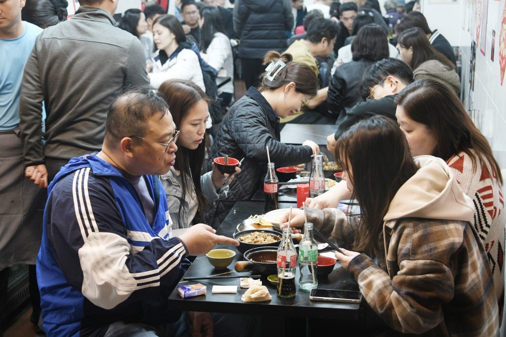 天文台氣溫於12月20日早上下降至全月最低的11.9°C。資料圖片