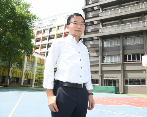 港專校長陳卓禧認為，縱然入讀夜中學的學生大減，其使命仍未終結。
