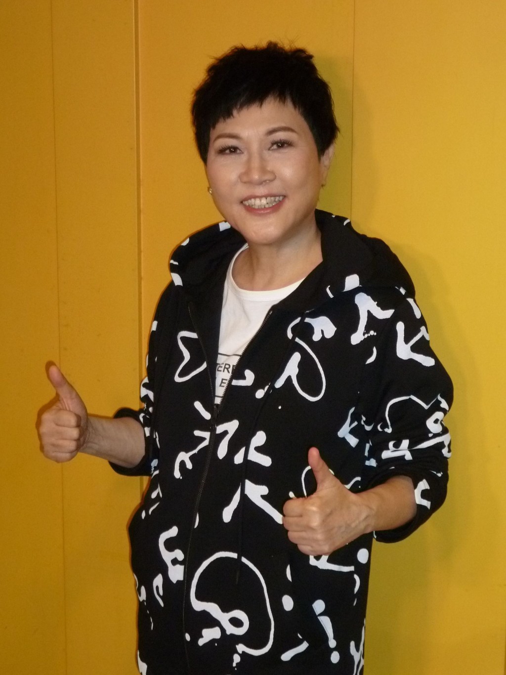 陳潔玲將打頭陣唱《千個太陽》。