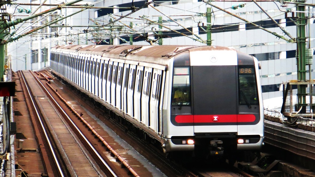 港铁M-Stock款列车，目前在荃湾线全线使用至今。(维基百科图片)