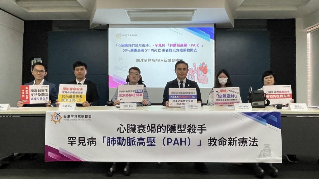 左起：蘇晧、阮嘉駿、賴家衞、莊豪鋒、Michelle、惠英。蕭博禧攝