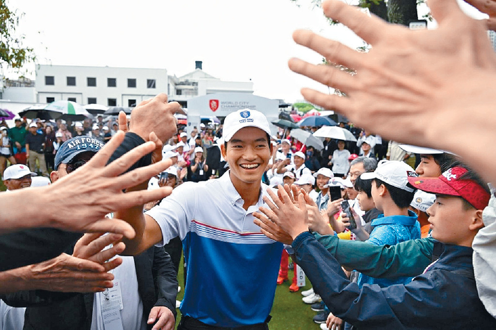 ■許龍一感謝球迷支持。 ■許龍一感謝球迷支持。