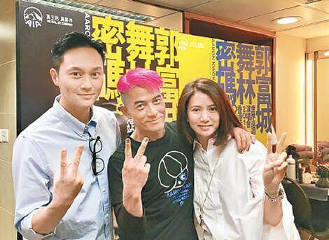 袁詠儀曾透露張智霖與郭富城、邱淑貞老公沈嘉偉及一名律師好友，識於微時關係極好。