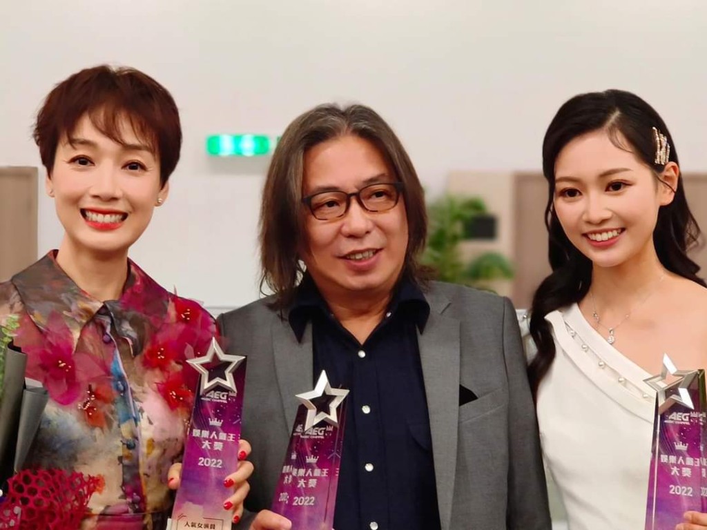 江美儀、林敏驄及郭柏妍於TVB台慶頒獎禮前，在其他媒體舉行的頒獎禮中獲獎。