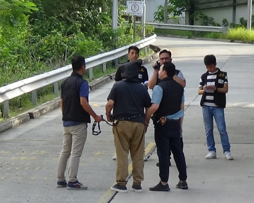 警方重組案情。