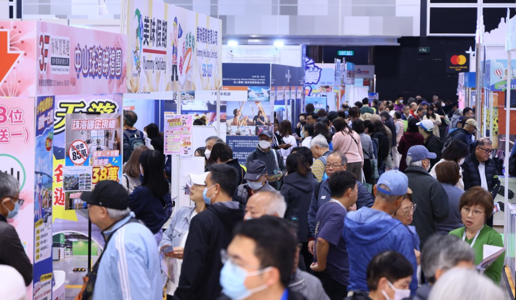 在博覽會場內指定攤位以Mastercard信用卡消費指定金額可享抽獎機會。