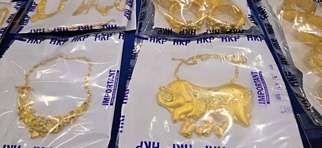 警方起回部分失物。 警方起回部分失物。
