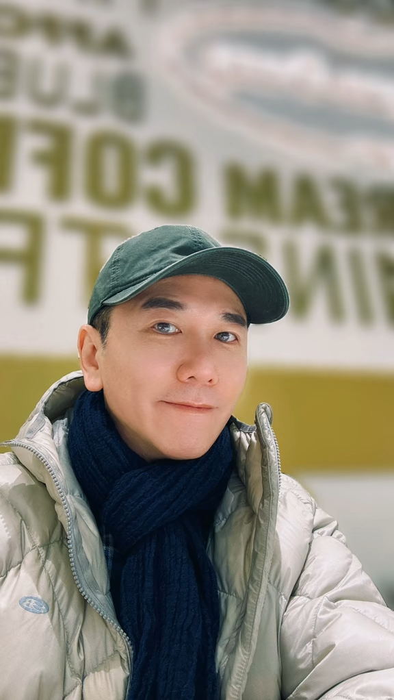 溫兆倫近日在抖音上載多張照片。 溫兆倫近日在抖音上載多張照片。