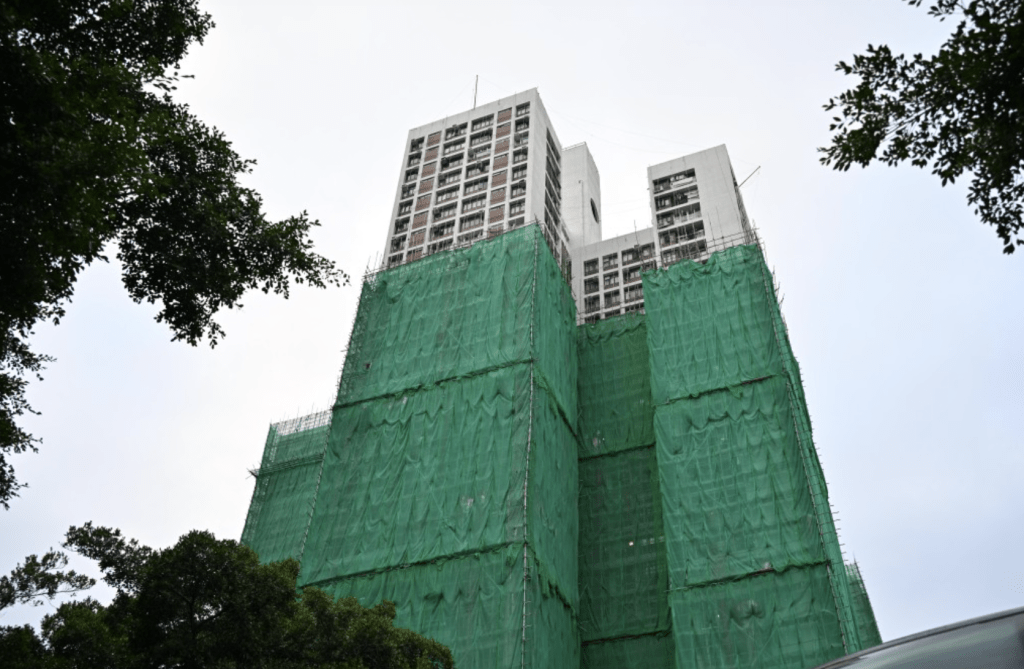 沙田火炭老牌屋苑穗禾苑正進行大型維修工程。