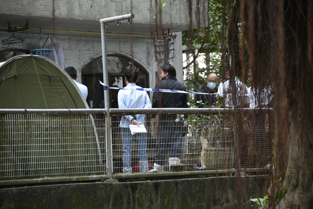 警方封鎖現場進行調查。