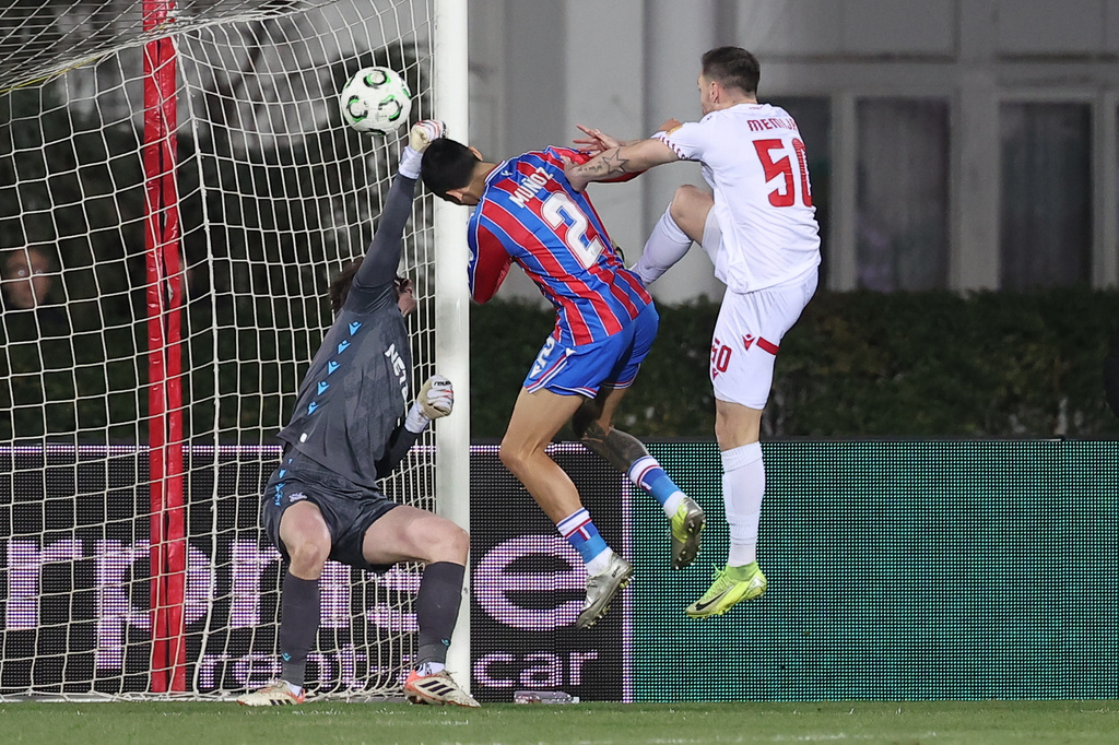 水晶宮今場控球率逾七成。美聯社