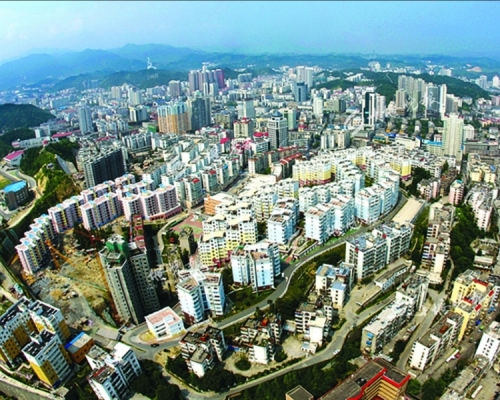 湖北十堰市張灣區因應疫情實施戰時管制。(網圖)