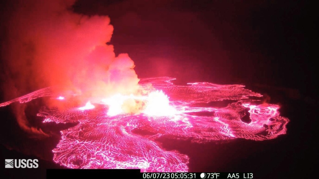 夏威夷基拉韦亚火山（Kilauea）爆发。 美联社