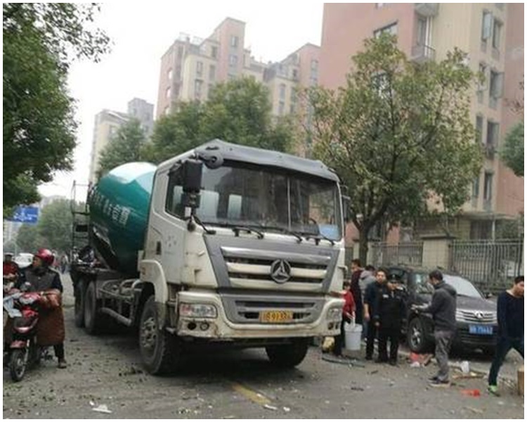 現場一片狼藉。網圖