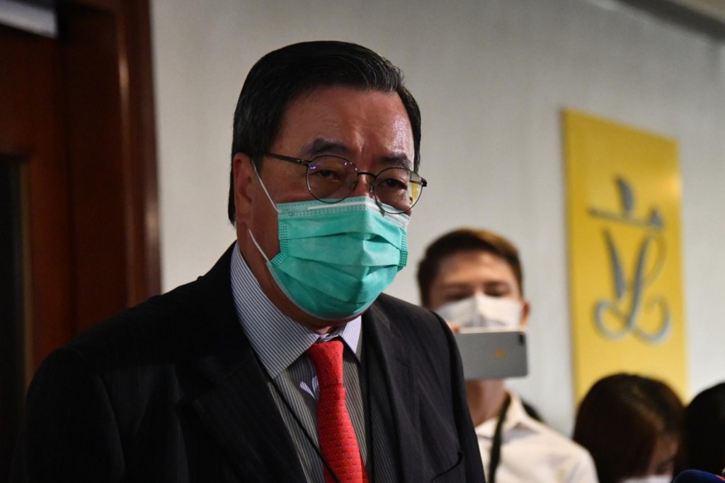 立法會主席梁君彥會後表示議員以不同方式阻撓會議,再延長會議亦沒有意思。