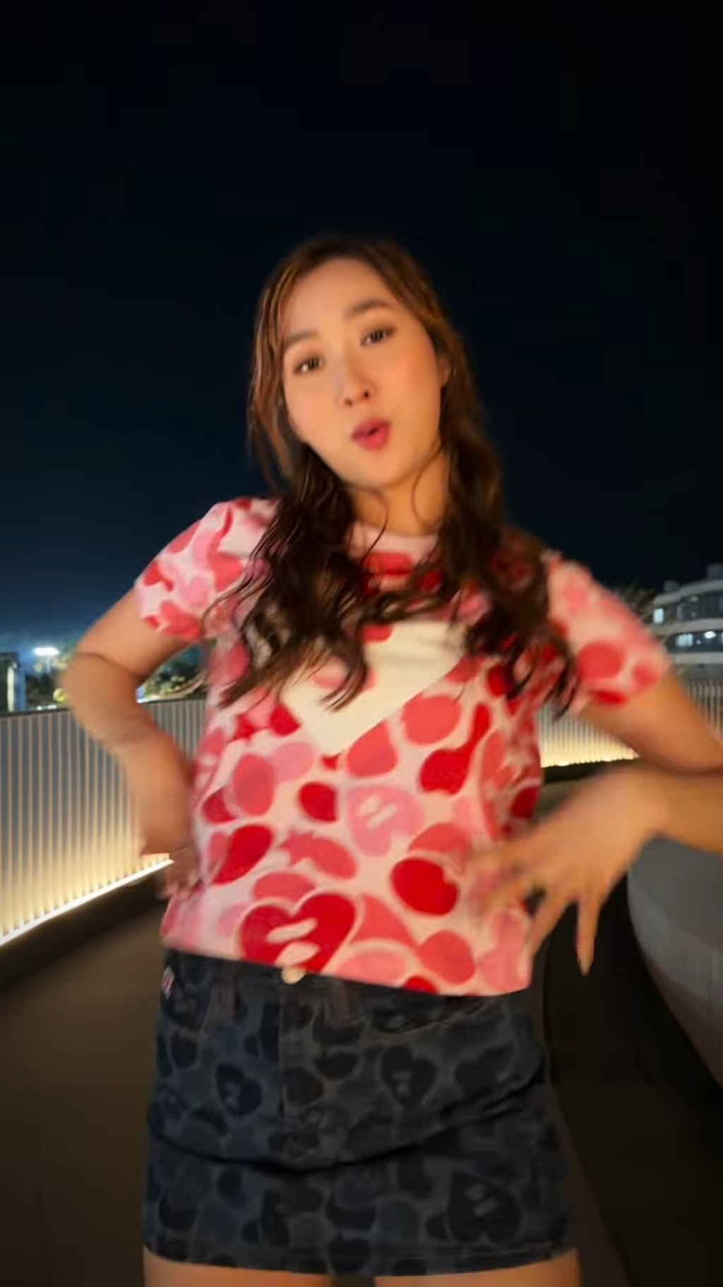 鍾柔美澄清其實只拍過一次拖。