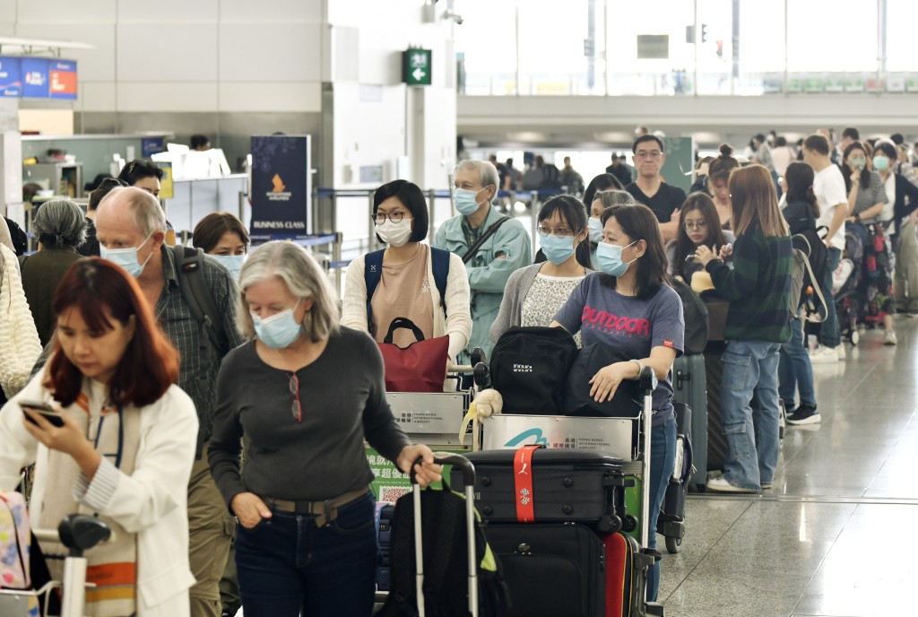 姚兆聰預測聖誕及新年假期以台北、上海及曼谷三個航點客運航班最頻繁。資料圖片