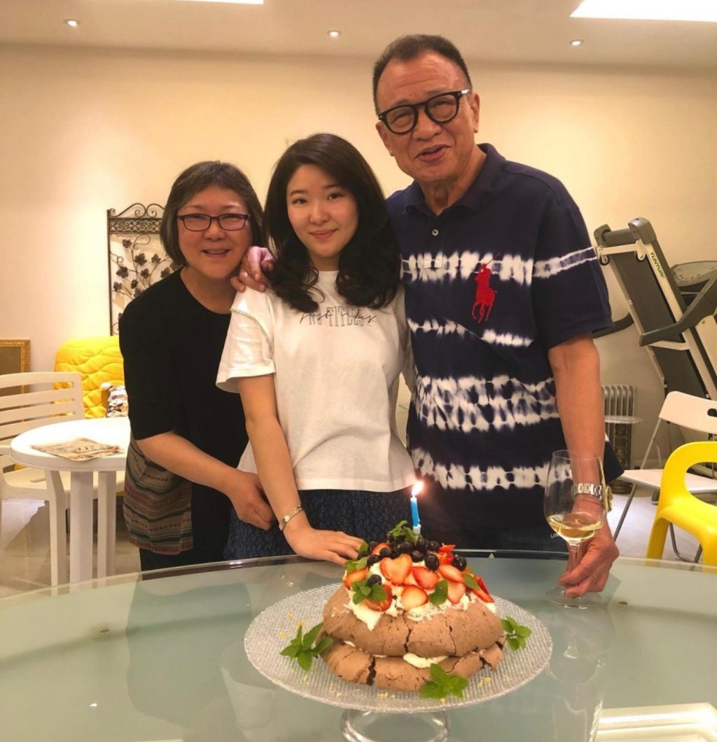 許惠菁走出喪父之痛，不斷自勉重新振作。