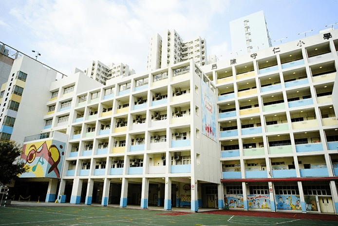 保良局陈守仁小学开放日参观学校 了解多元教学模式（图片来源：保良局陈守仁小学校网）