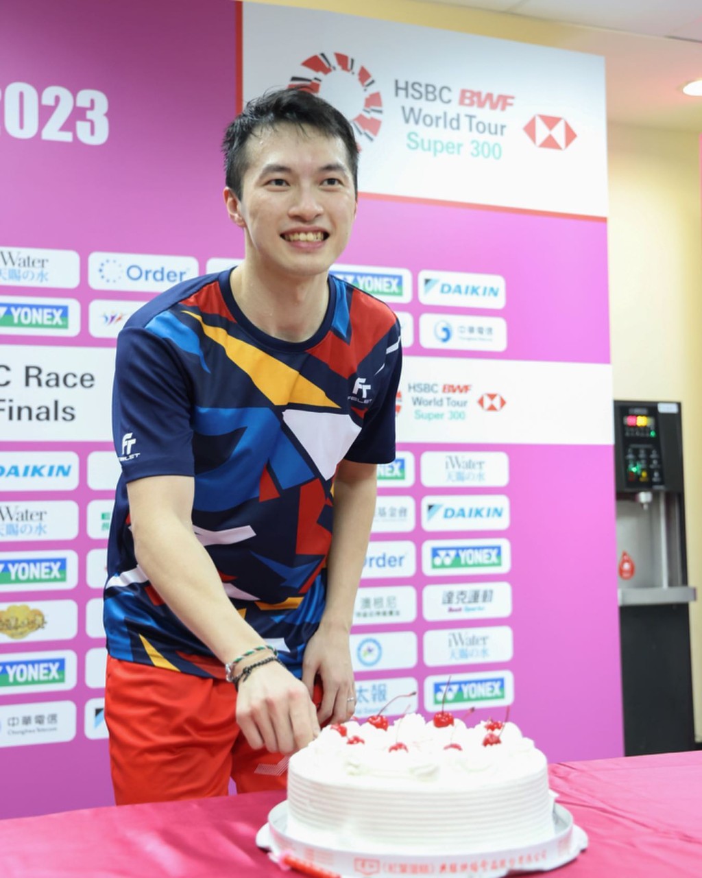 香港男子羽球運動員伍家朗。