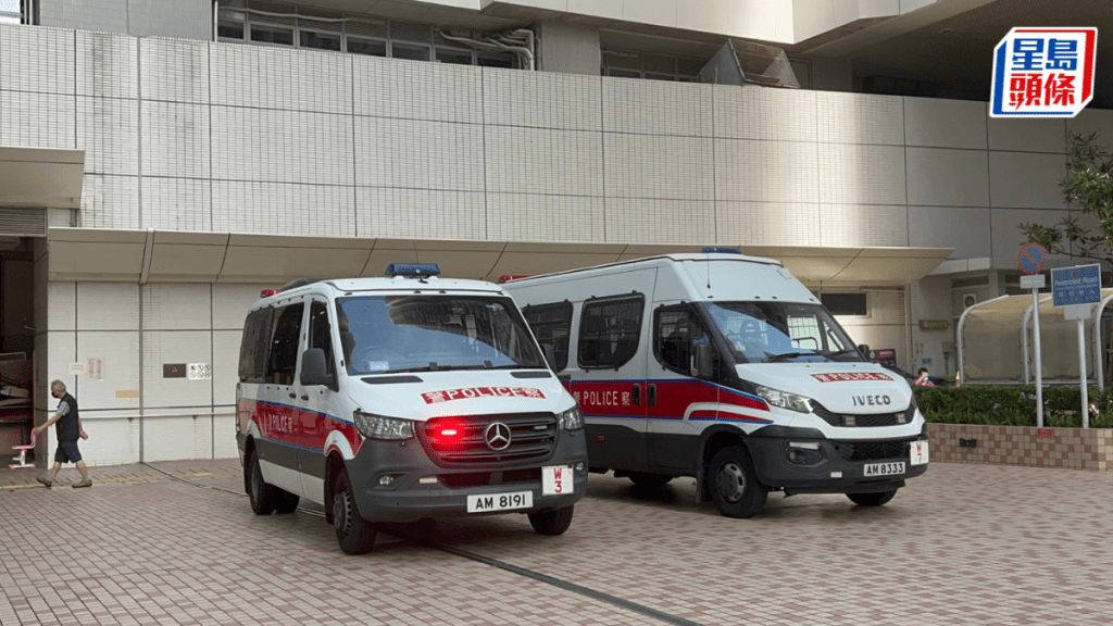 石排灣邨碧銀樓女子墮樓死亡。楊偉亨攝