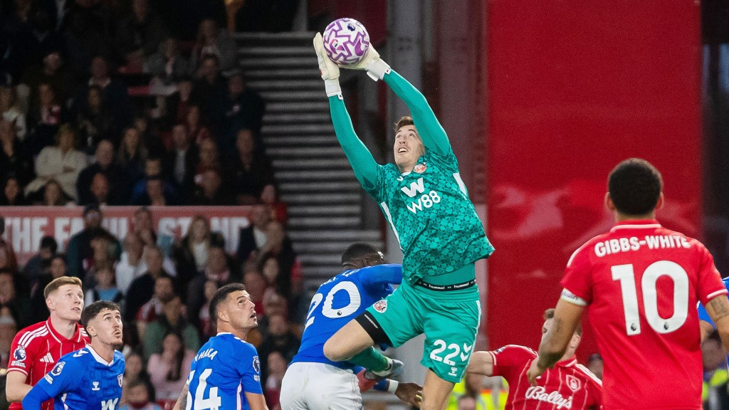 新特蘭門將羅夫斯撲救成功率達81%屬英超並列第2高，法新社