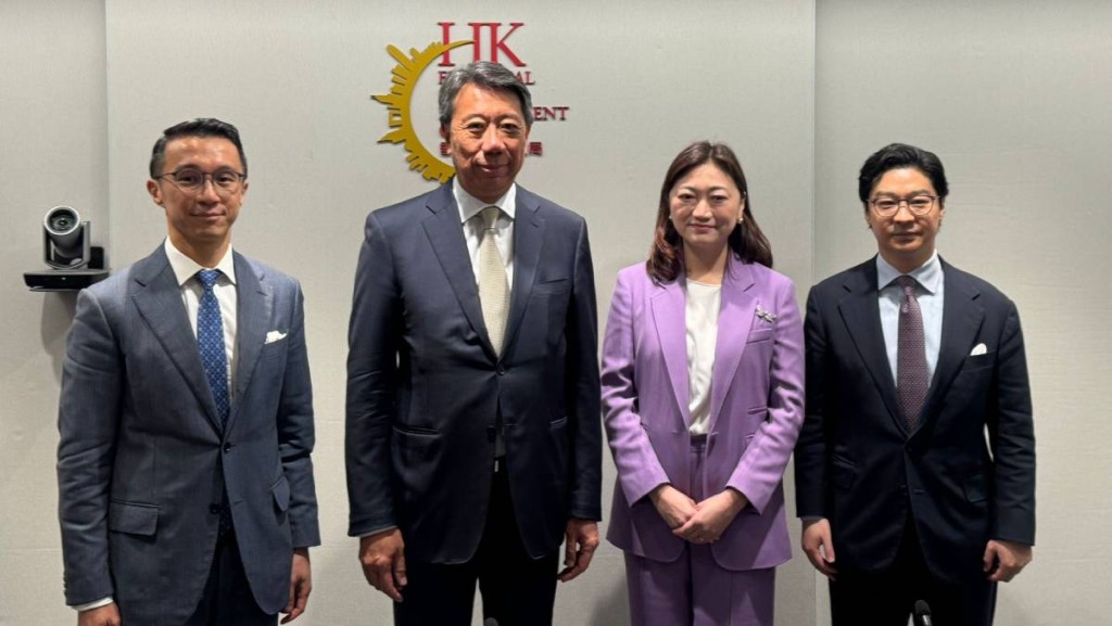 左起：金發局行政總監董一岳、金發局主席洪丕正、金發局董事會成員辛葆璉、金發局董事會成員陳惠仁