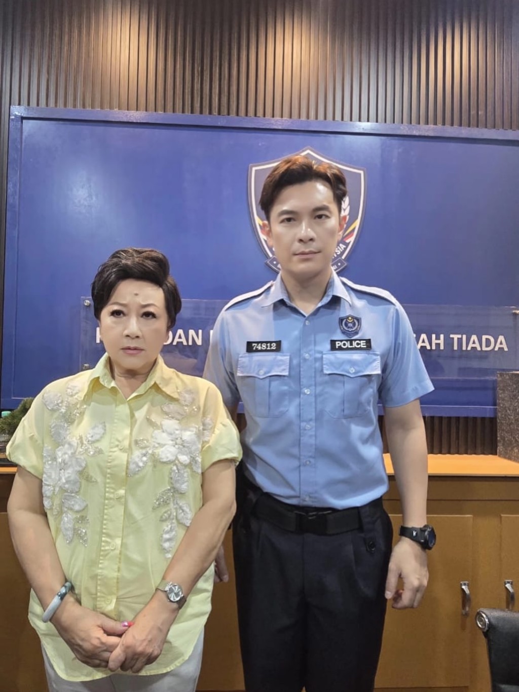 薛家燕早前分享照片,留言:「無端端被人拉入警察局。」 薛家燕早前分享照片,留言:「無端端被人拉入警察局。」