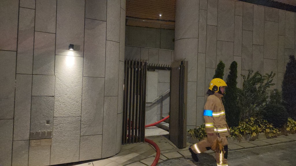 消防認為起火原因無可疑。